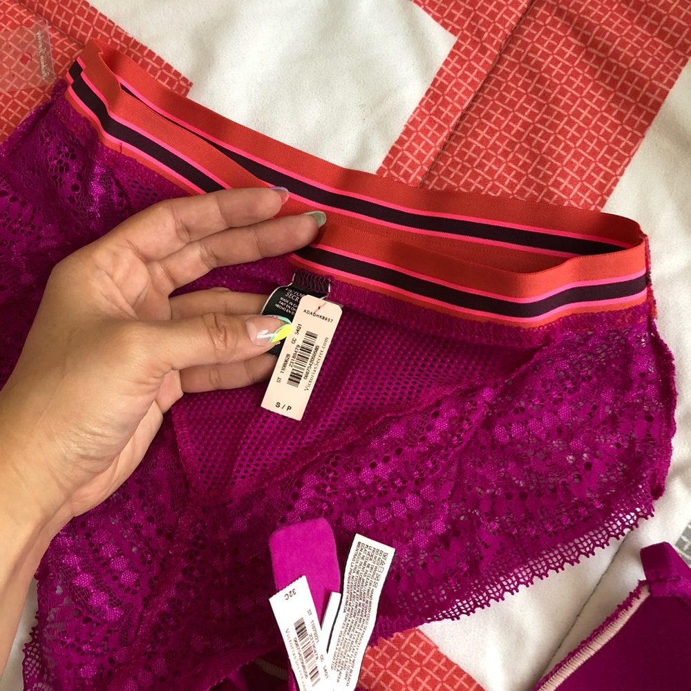 Victoria secret Set đ - Picture 4 of 4